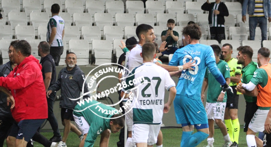 Saha karıştı, kırmızı kartlar çıktı