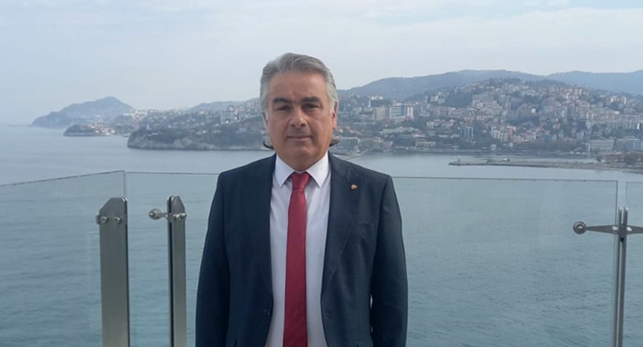 Bizi kimse yolumuzdan asla geri çeviremez