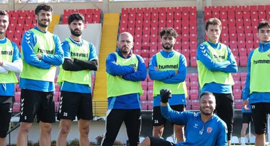 Bulancakspor tam kadro çalışıyor