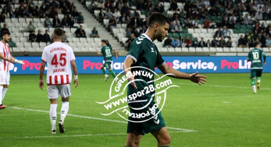 Tarih kulübü sırtından vuranları da unutmaz