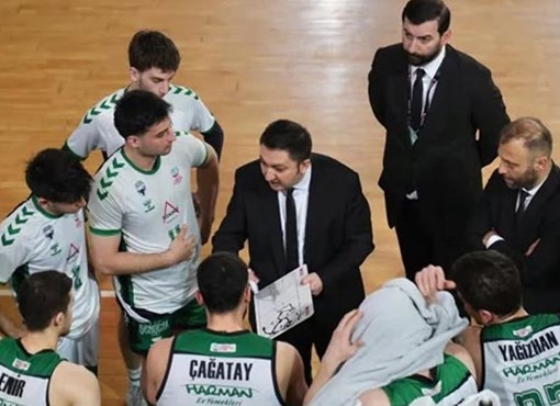 Kerasus seride geriye düştü